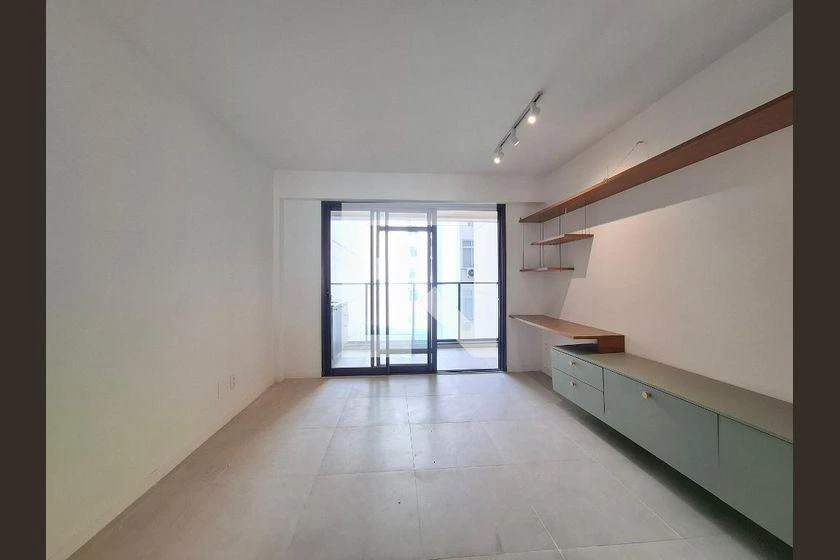 One-bedroom apartment with a home office — photo 8