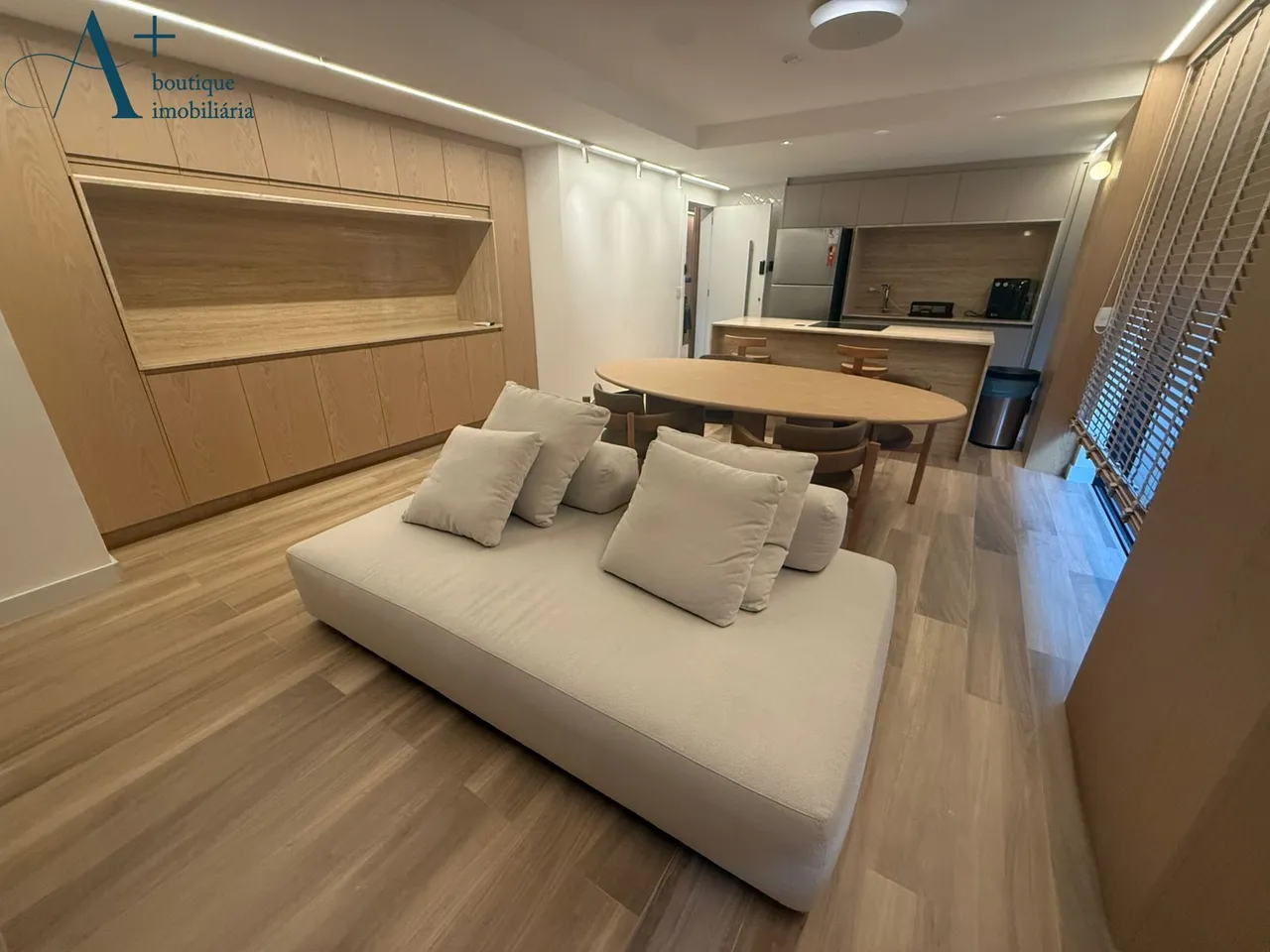 Furnished apartment with open-plan kitchen and 2 bedrooms — photo 14