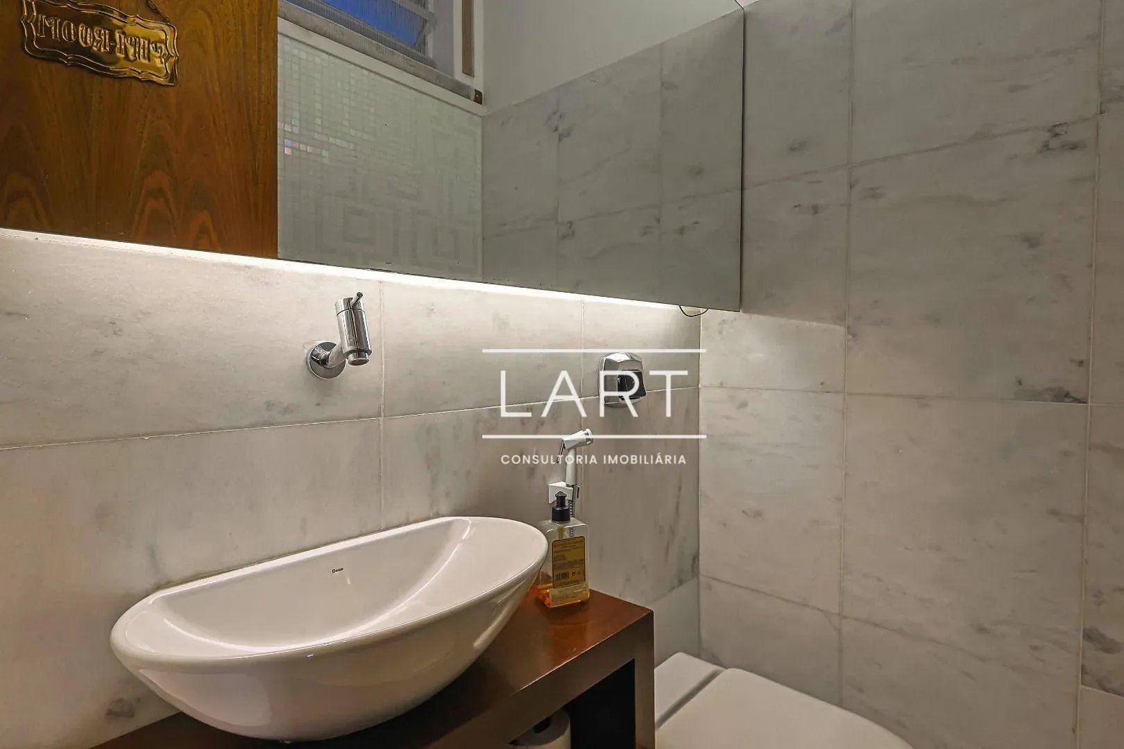 Apartamento com 3 quartos e 3 banheiros, 220 m² — photo 30