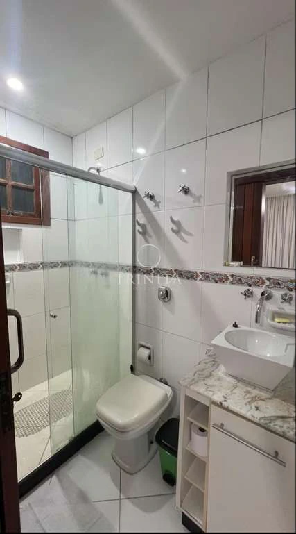 Furnished house with 7 bedrooms and 9 bathrooms — photo 23