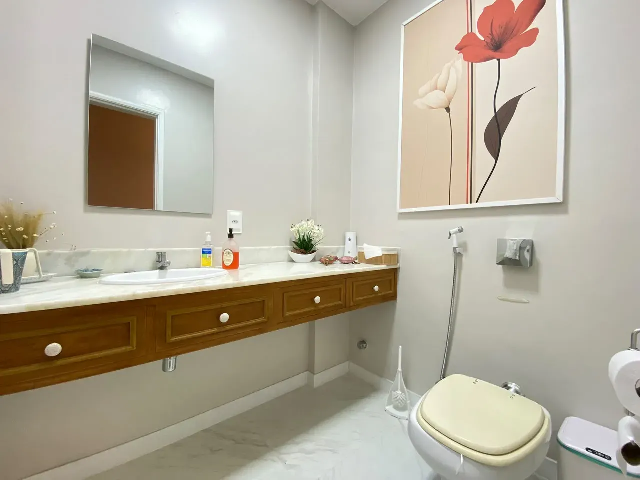 Apartamento mobiliado de 248 m² com 4 quartos e 4 banheiros — photo 30
