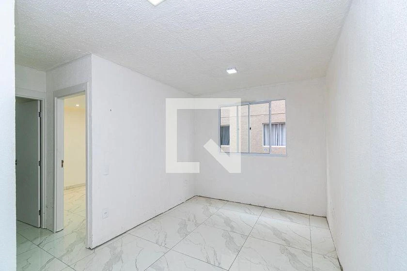 2-bedroom apartment in a building with a gym — photo 11