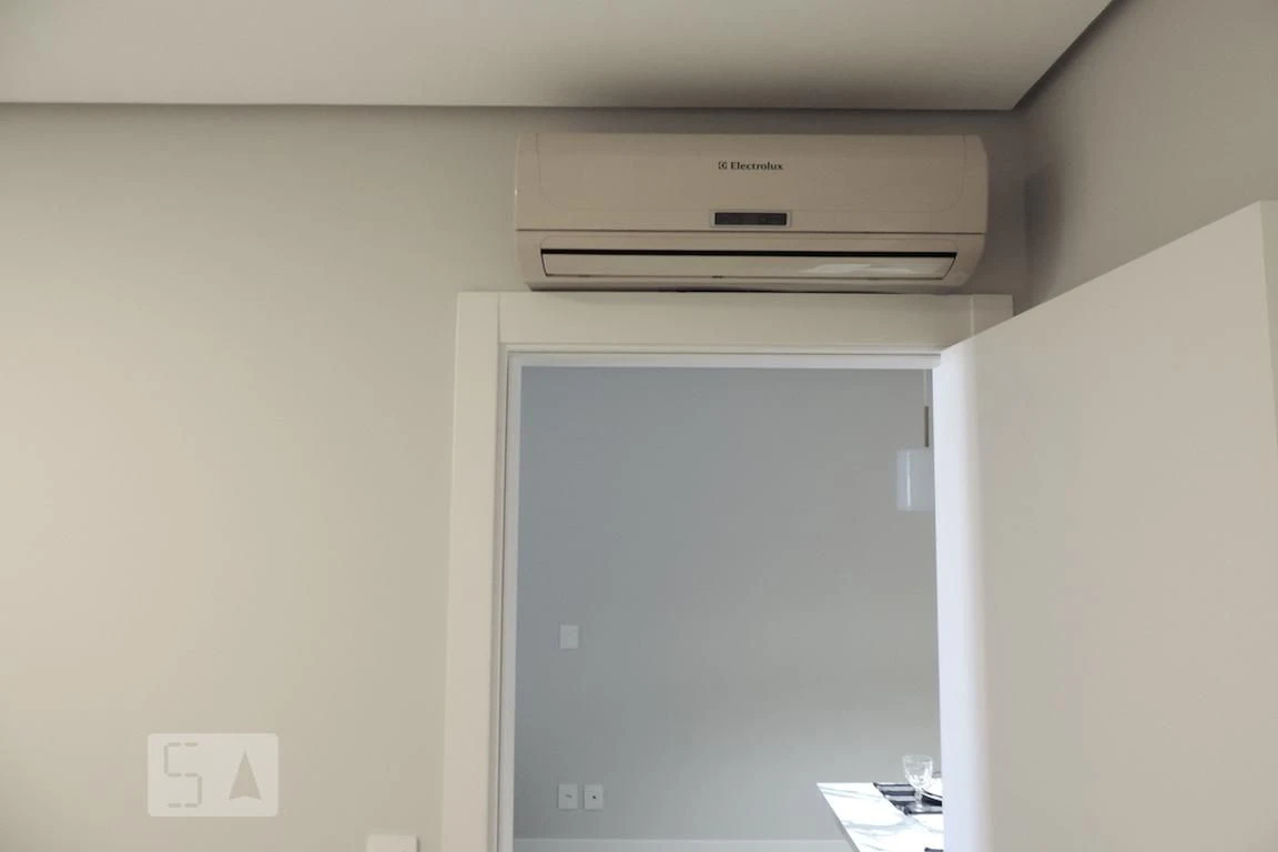 One-bedroom apartment in a building with a sauna — photo 19