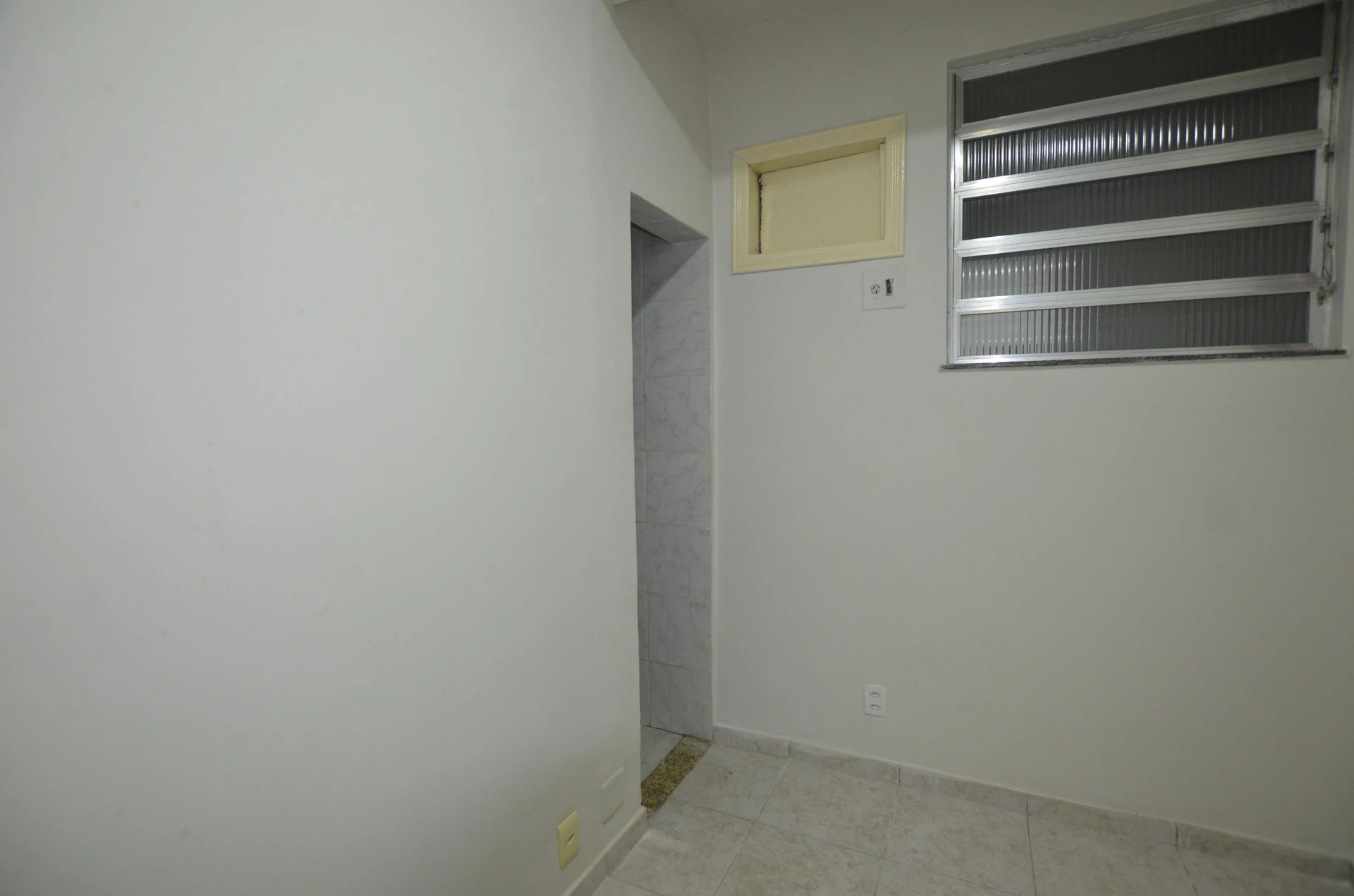 3-bedroom apartment with 2 bathrooms and no parking — photo 27
