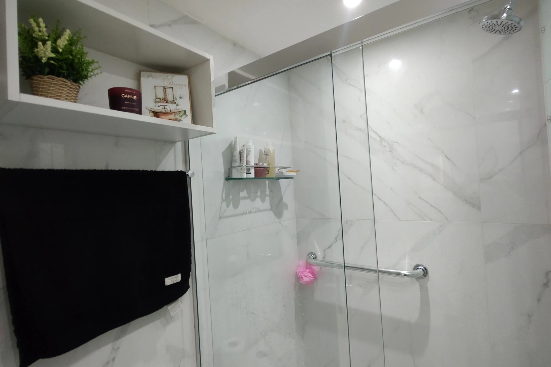 3-bedroom apartment with a walk-in closet — photo 51