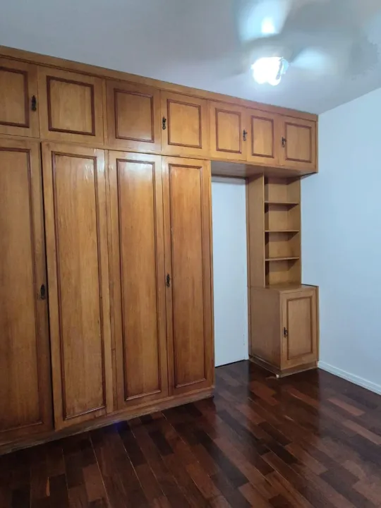 90 m² apartment with 2 bedrooms and a balcony — photo 3