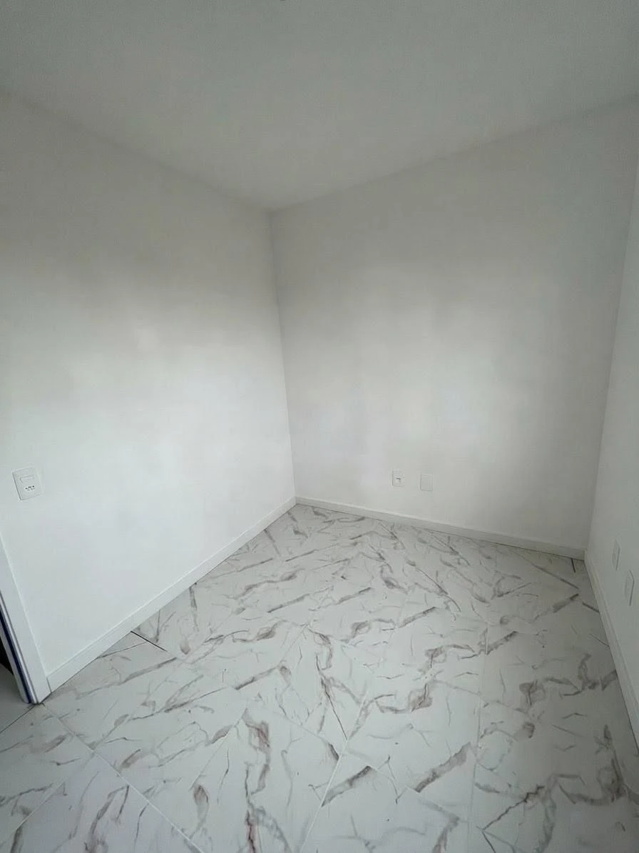 Unfurnished apartment with no parking, 2 bedrooms — photo 10
