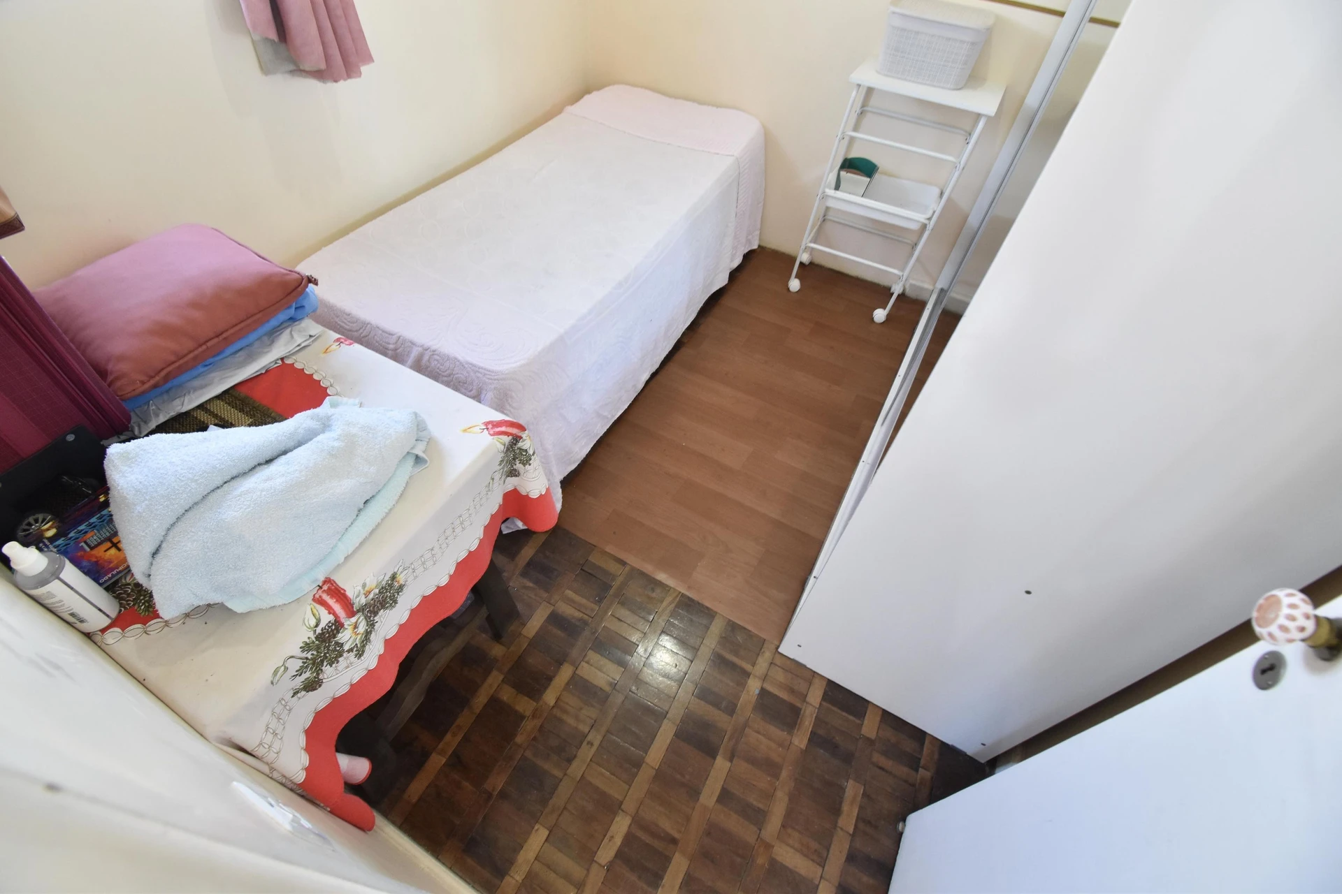 Bañera y 3 dormitorios: departamento de 219 m² — photo 41