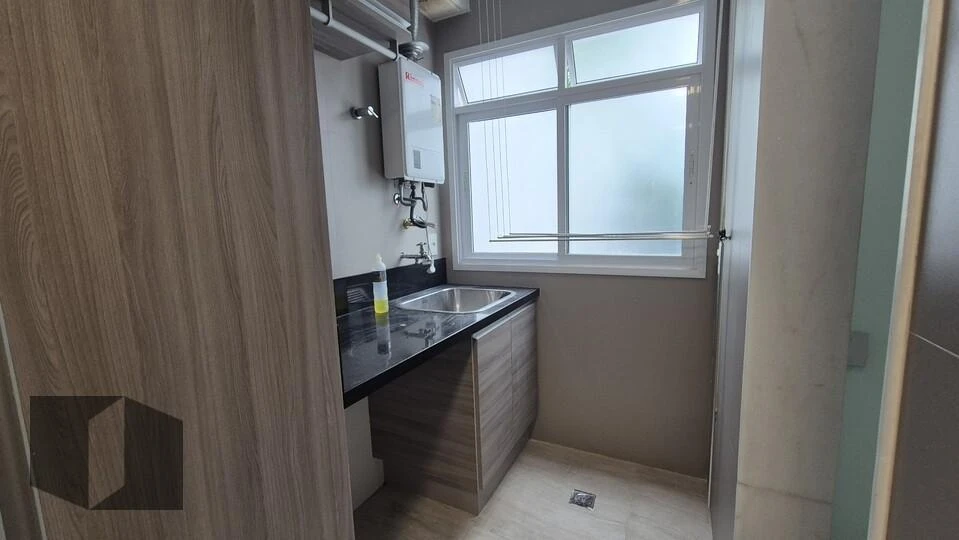 Apartamento de 2 quartos com varanda envidraçada — photo 16