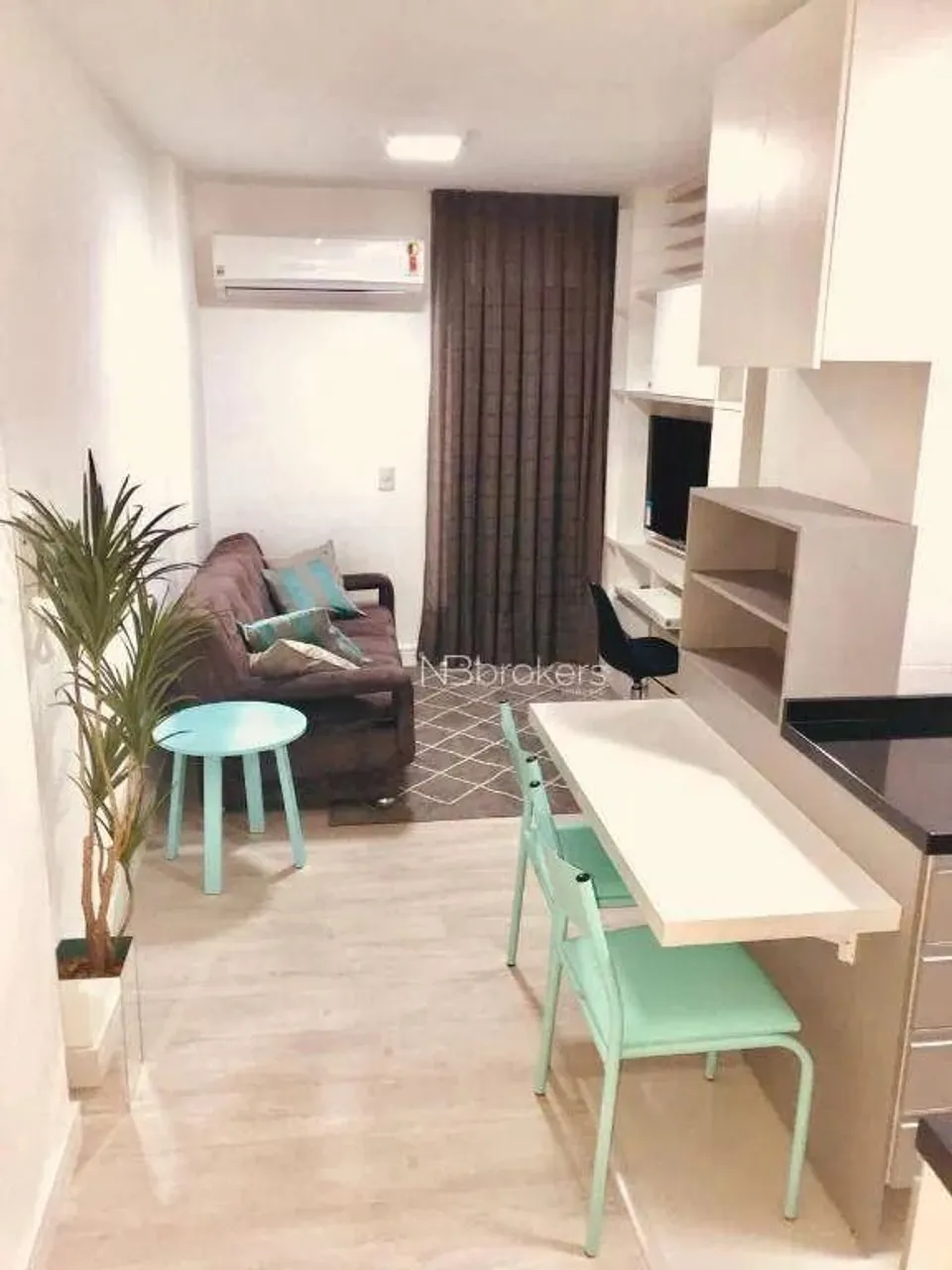 1-bedroom apartment with balcony and private BBQ — photo 11