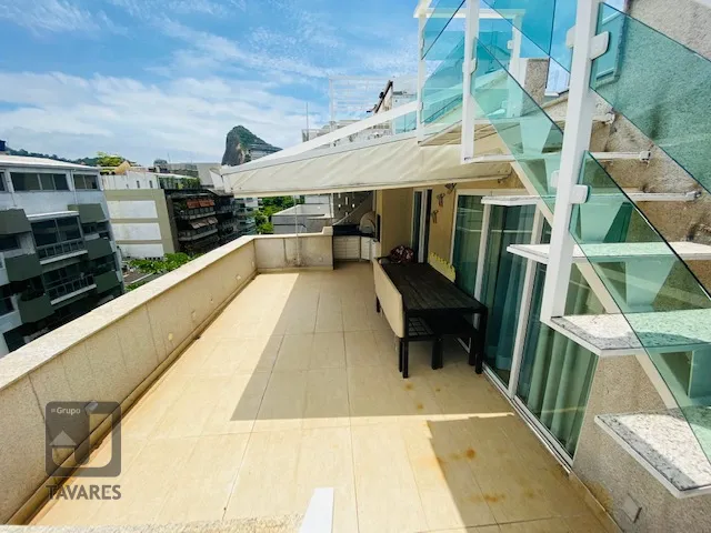 Penthouse with 4 bedrooms and 3 bathrooms — photo 47