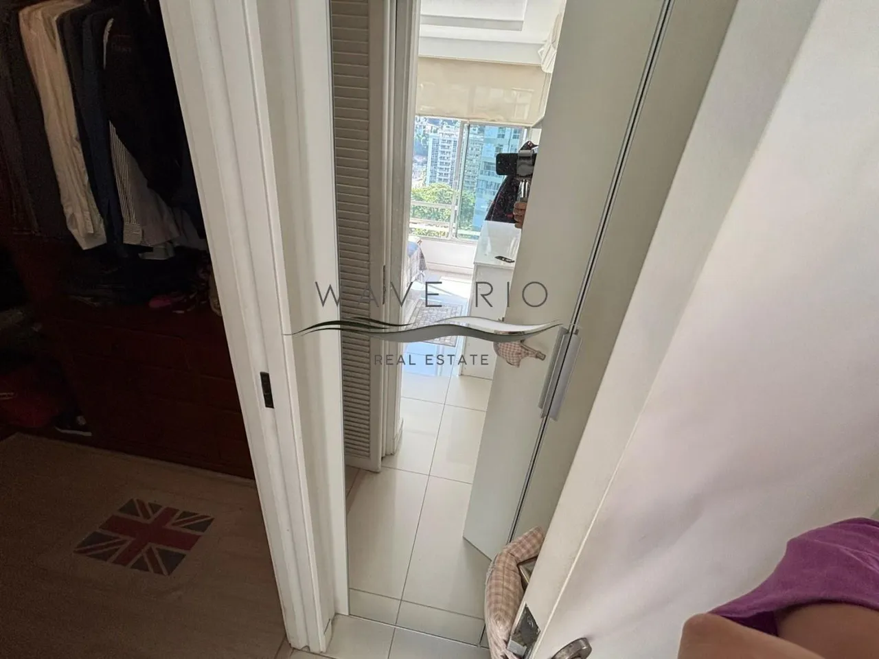 Apartamento mobiliado com 3 dormitórios e 4 banheiros — photo 20