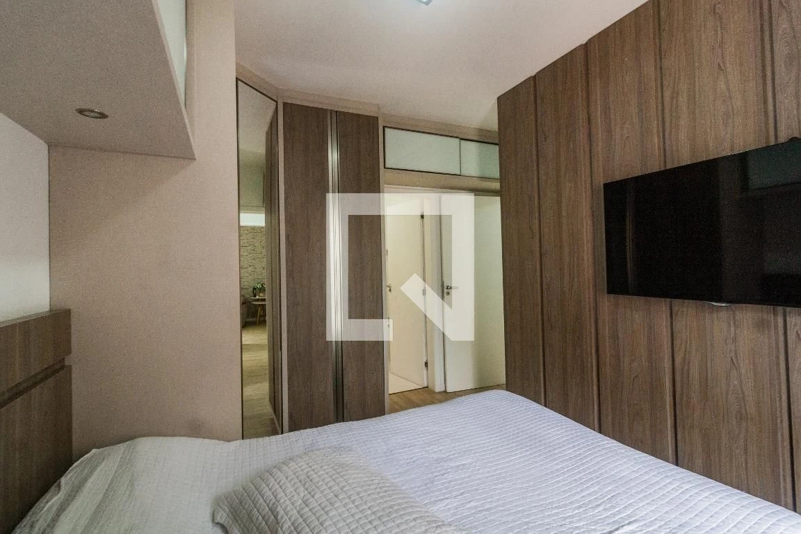 Furnished apartment, 77 m², with a glass-enclosed balcony — photo 8