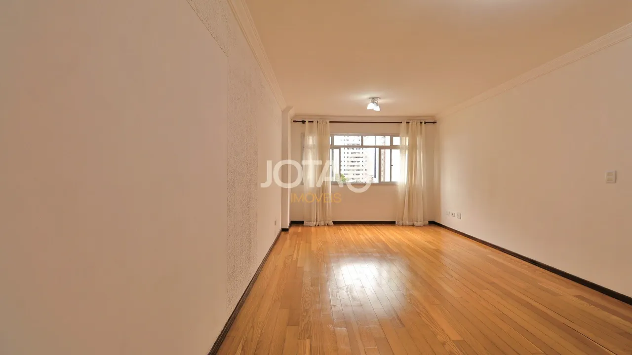 3-bedroom apartment with suite and 1 parking spot, 132 m²