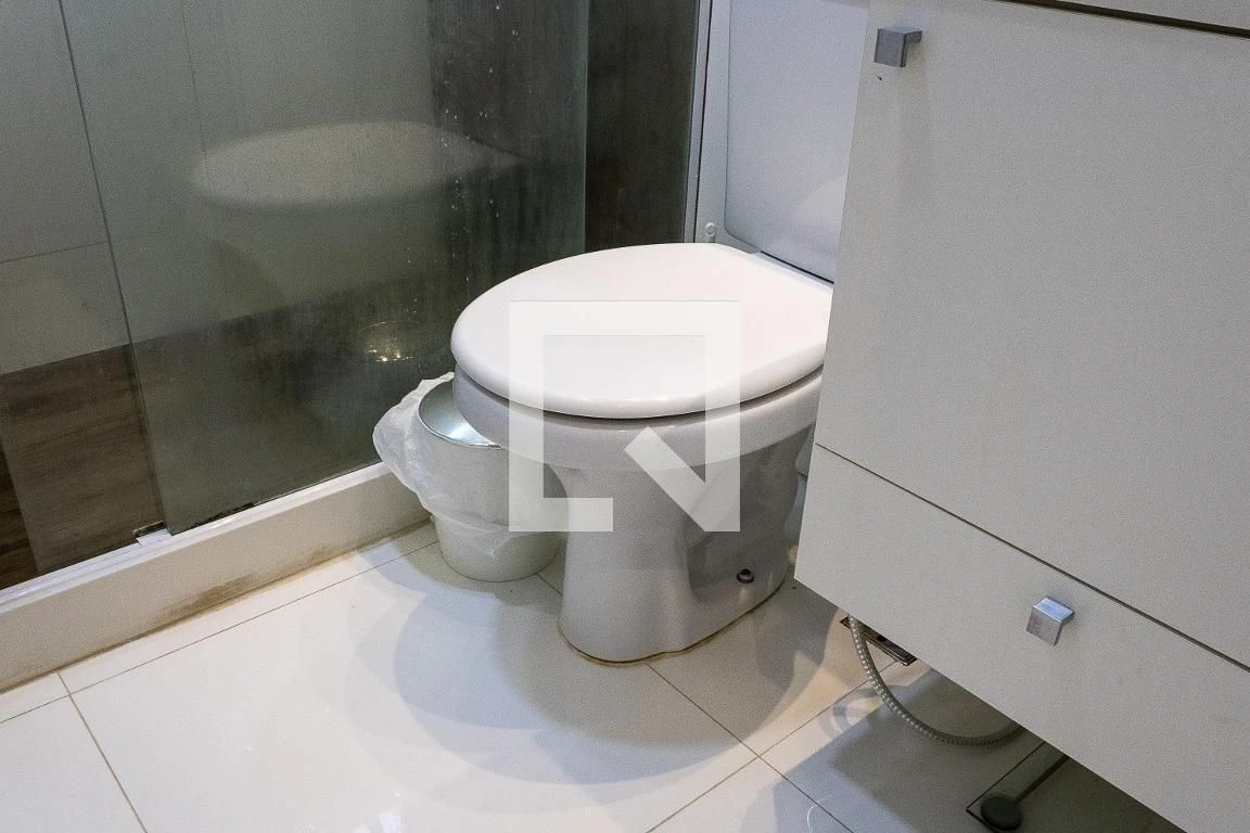 Furnished apartment, 49 m², with floor-to-ceiling windows — photo 41