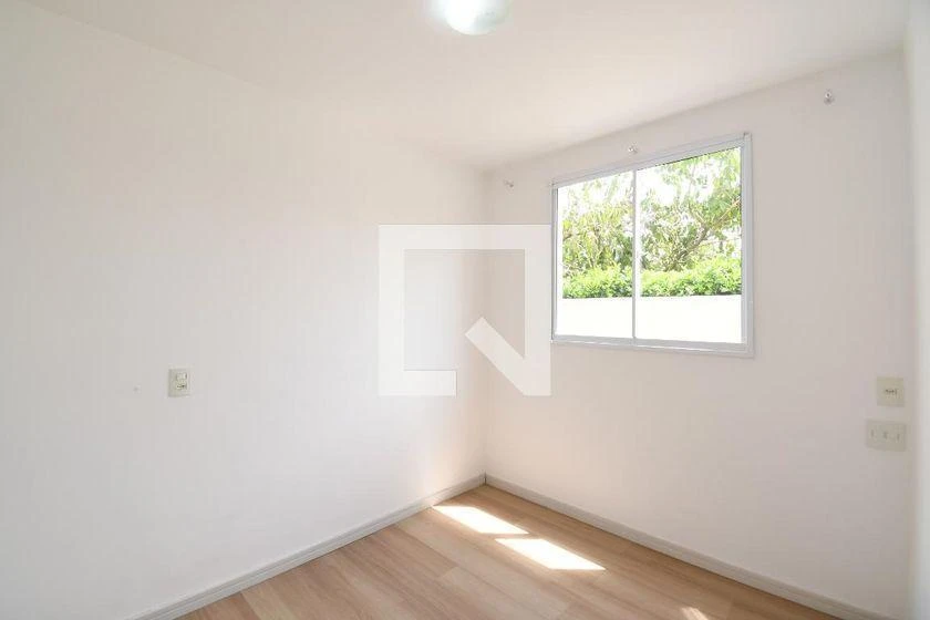 Wood or laminate floors in a 2-bedroom apartment, 86 m² — photo 32