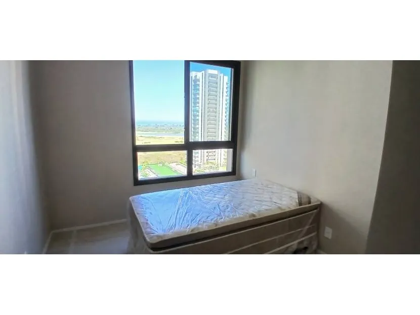Unfurnished 3-bedroom apartment with 5 bathrooms — photo 16