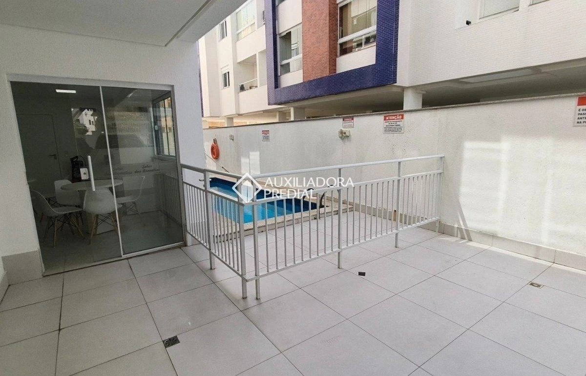 2-bedroom, 56 m² apartment in Florianópolis — photo 10