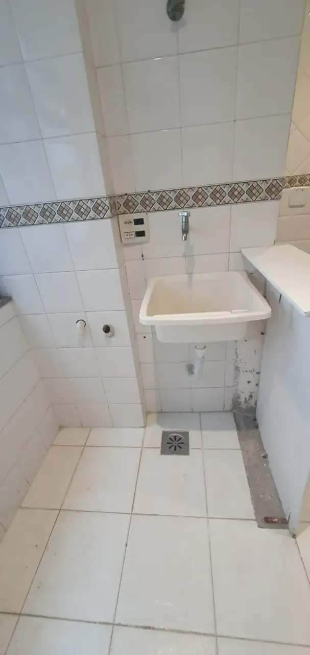 2-bedroom, 2-bath apartment with a parking space — photo 9