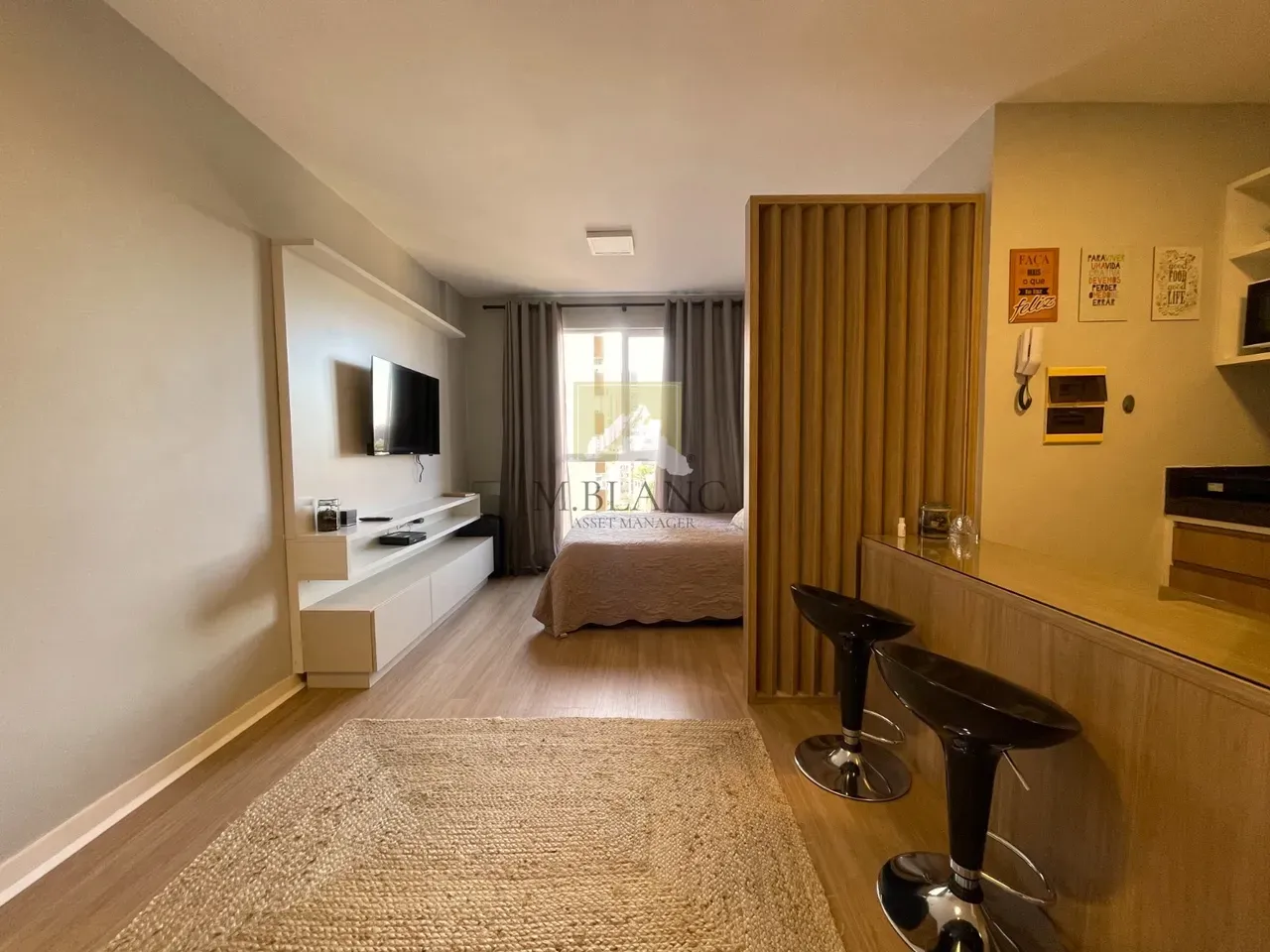 35 m² apartment with a home office and a washing machine — photo 4