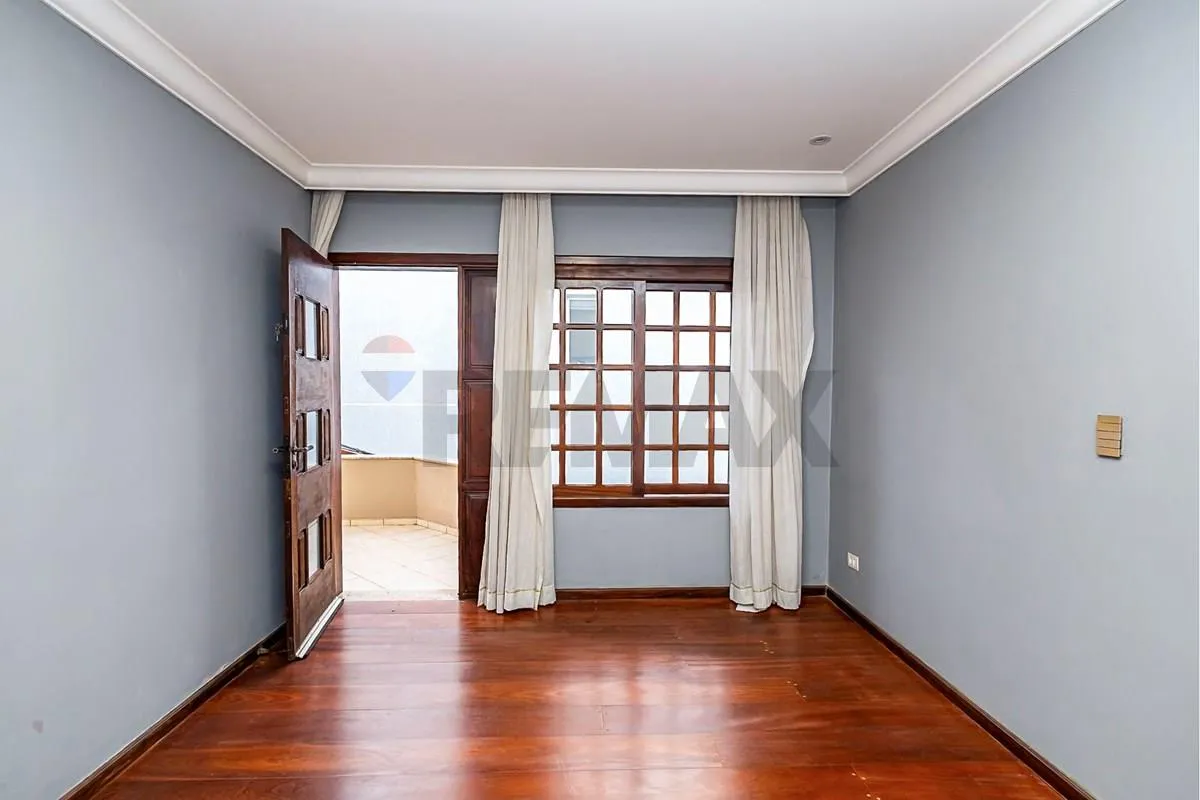 Casa de 303 m² com 4 quartos e churrasqueira privativa — photo 28