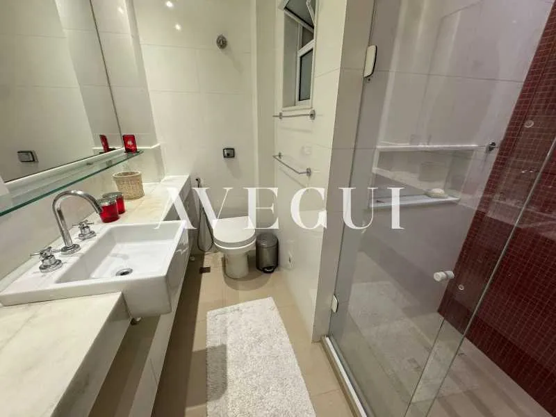 Furnished 173 m² apartment with 3 bedrooms and 4 bathrooms — photo 17