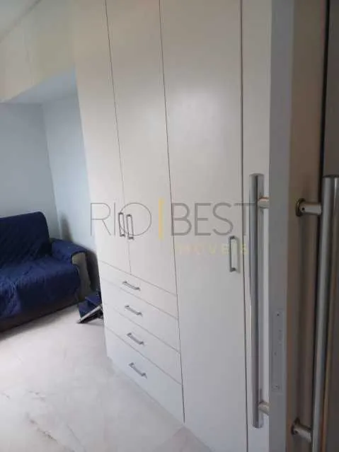 Furnished 3-bedroom apartment with enclosed balcony — photo 19