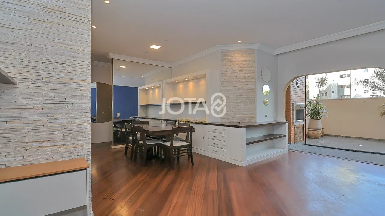 Apartamento de 3 dormitorios con balcón y 2 plazas, 109 m² — photo 2