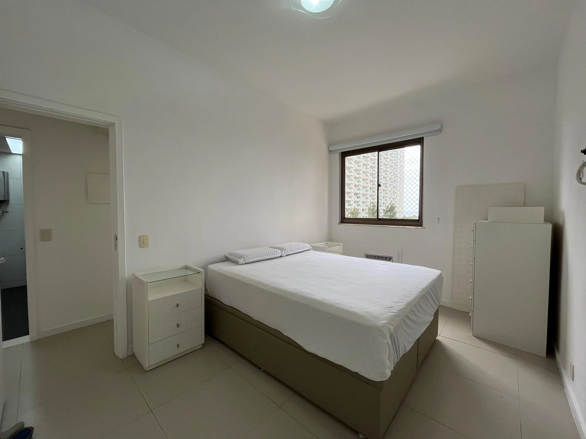 Mountain view in a 2-bedroom apartment, 70 m² — photo 8