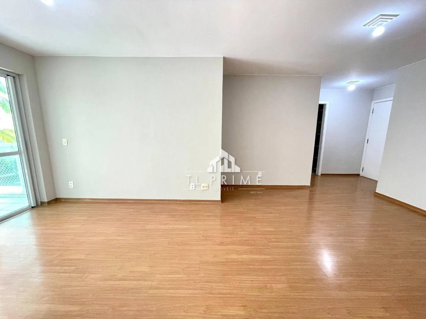 Apartamento de 2 quartos com 2 vagas e varanda — photo 9