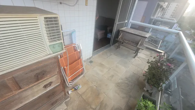 Apartamento com cozinha fechada e 3 quartos — photo 12