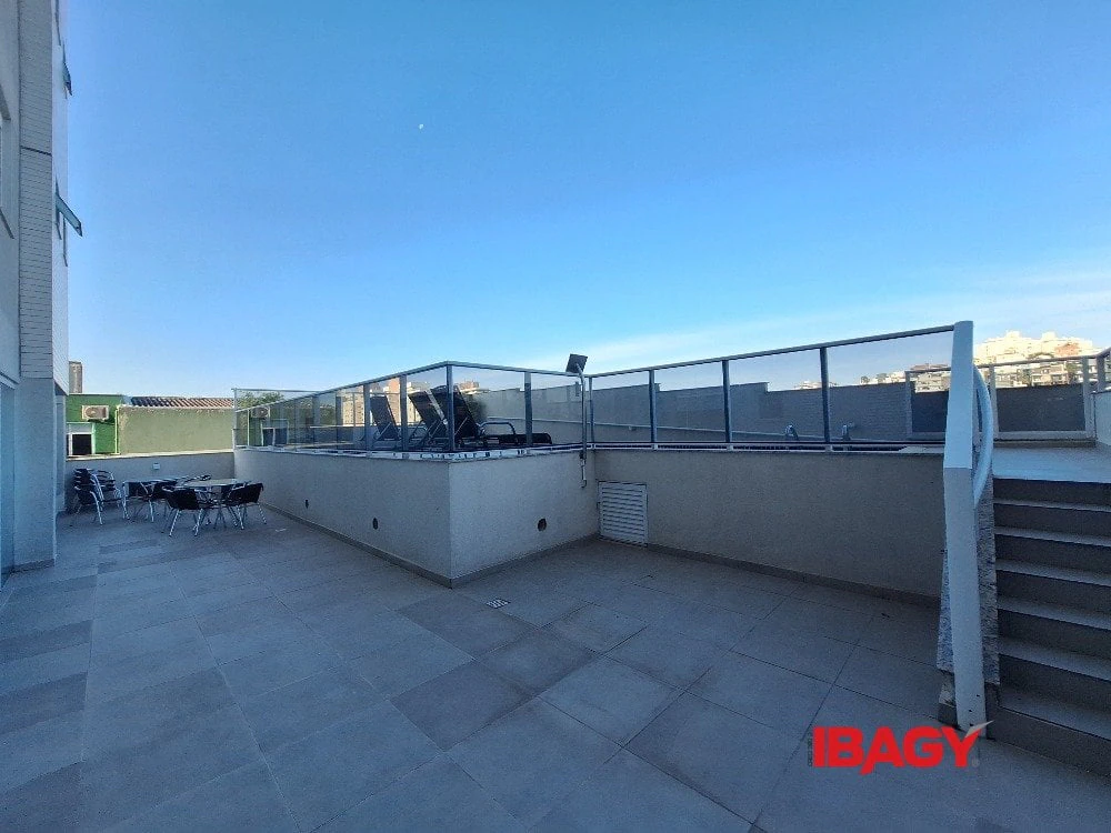 Furnished apartment, 100 m², with a private BBQ — photo 13
