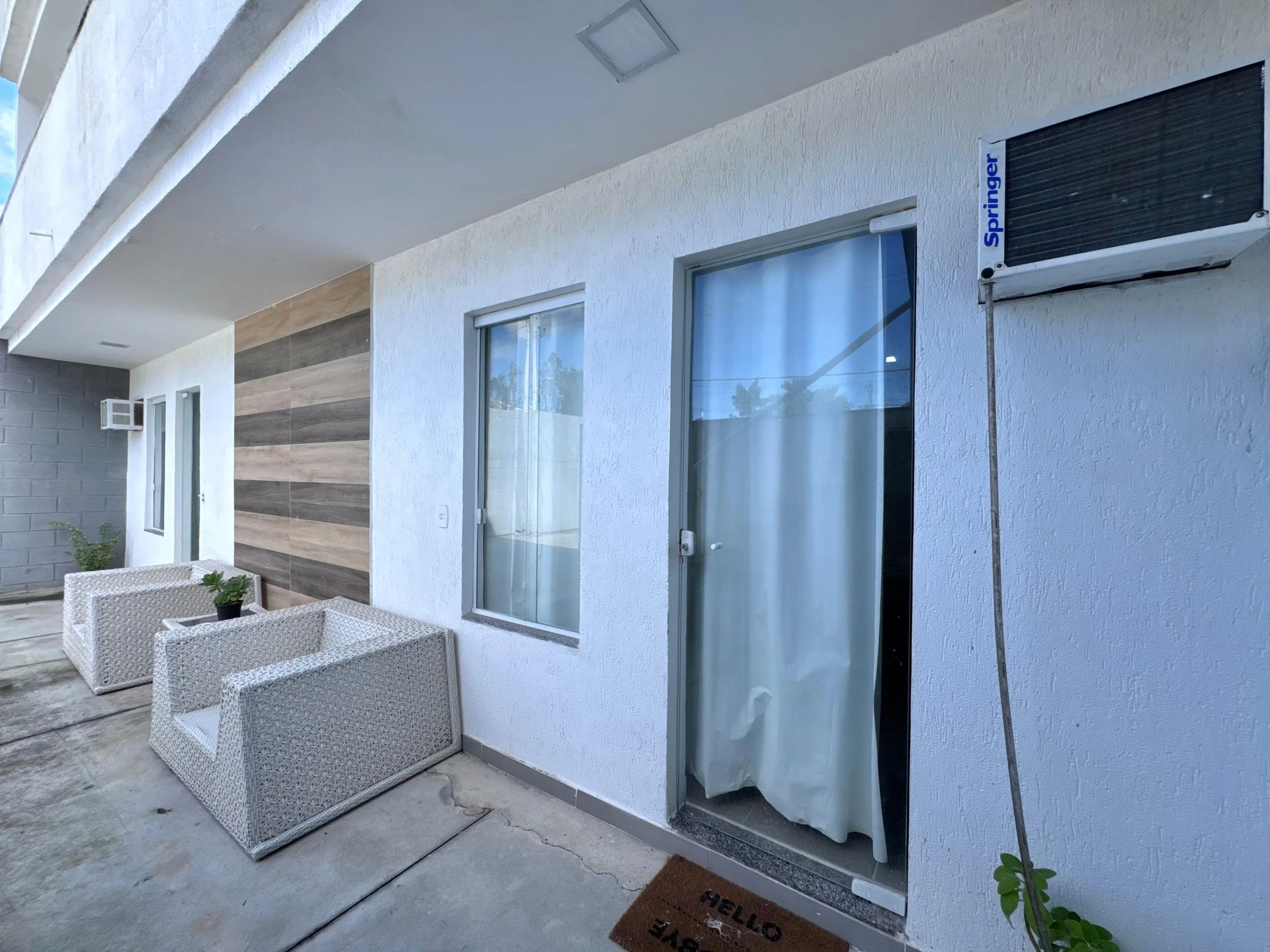 Furnished house with 1 bedroom and private garden