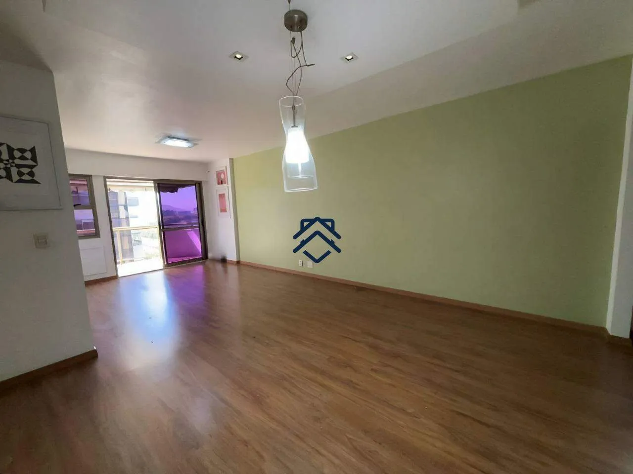 4-bedroom apartment with 2 enclosed balconies — photo 7