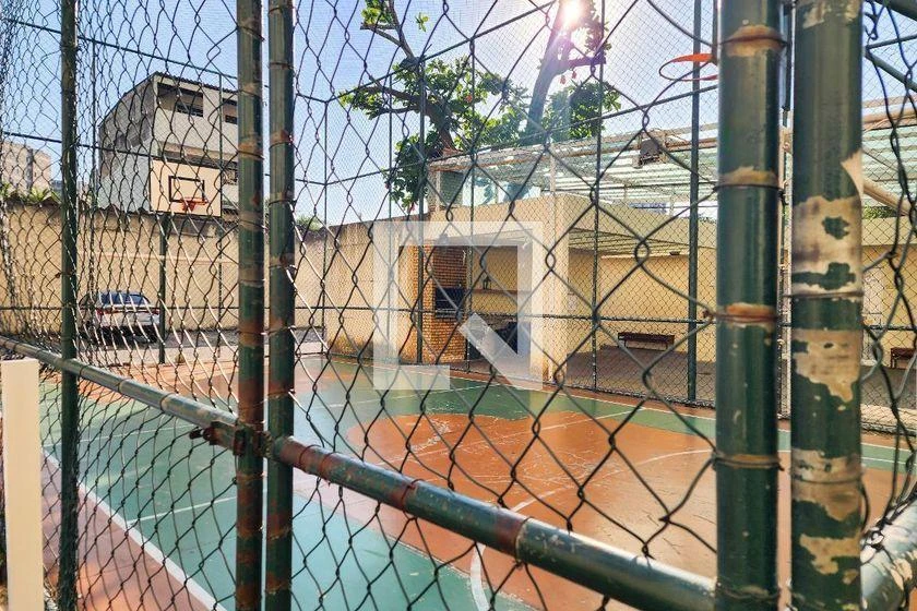 2-bedroom apartment in a building with a gym — photo 18