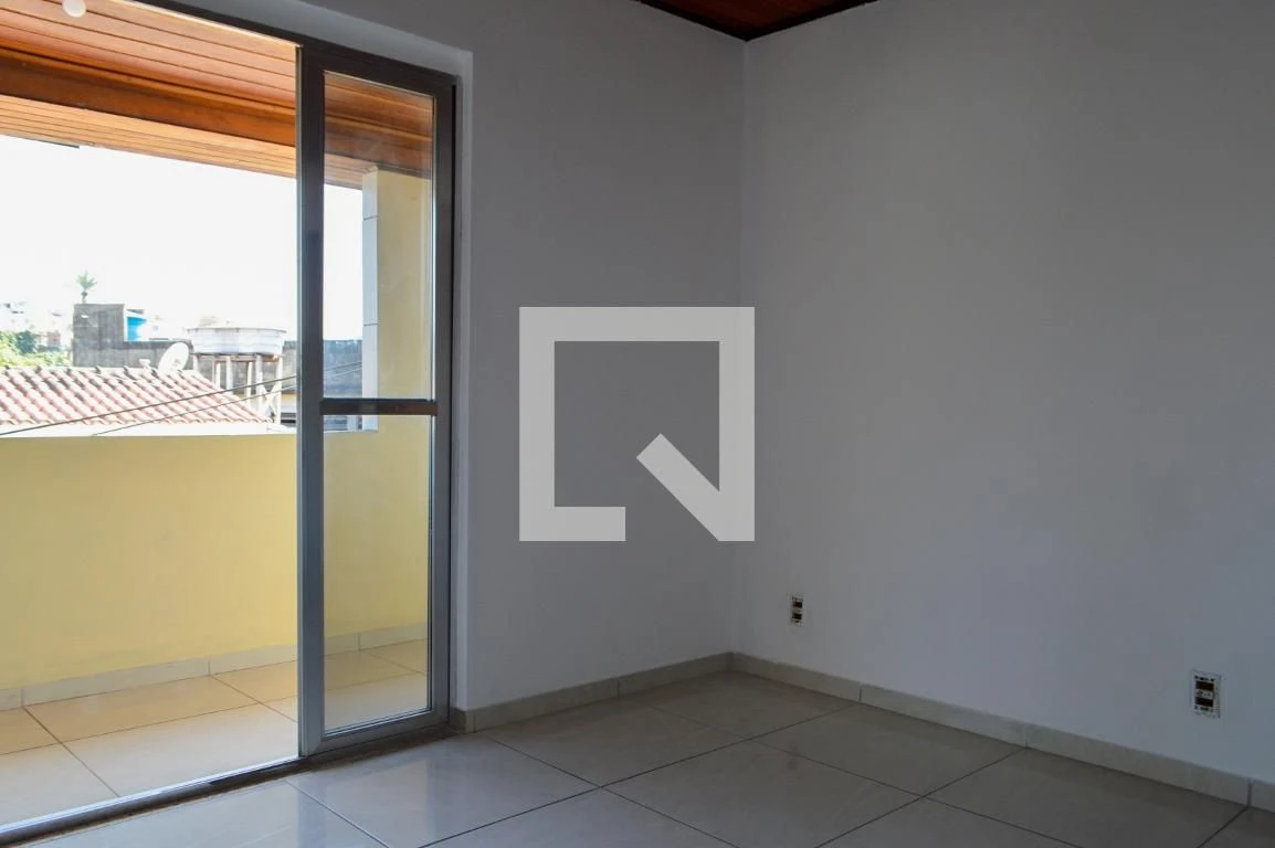 Condominium house with 2 bedrooms and a glass shower — photo 19