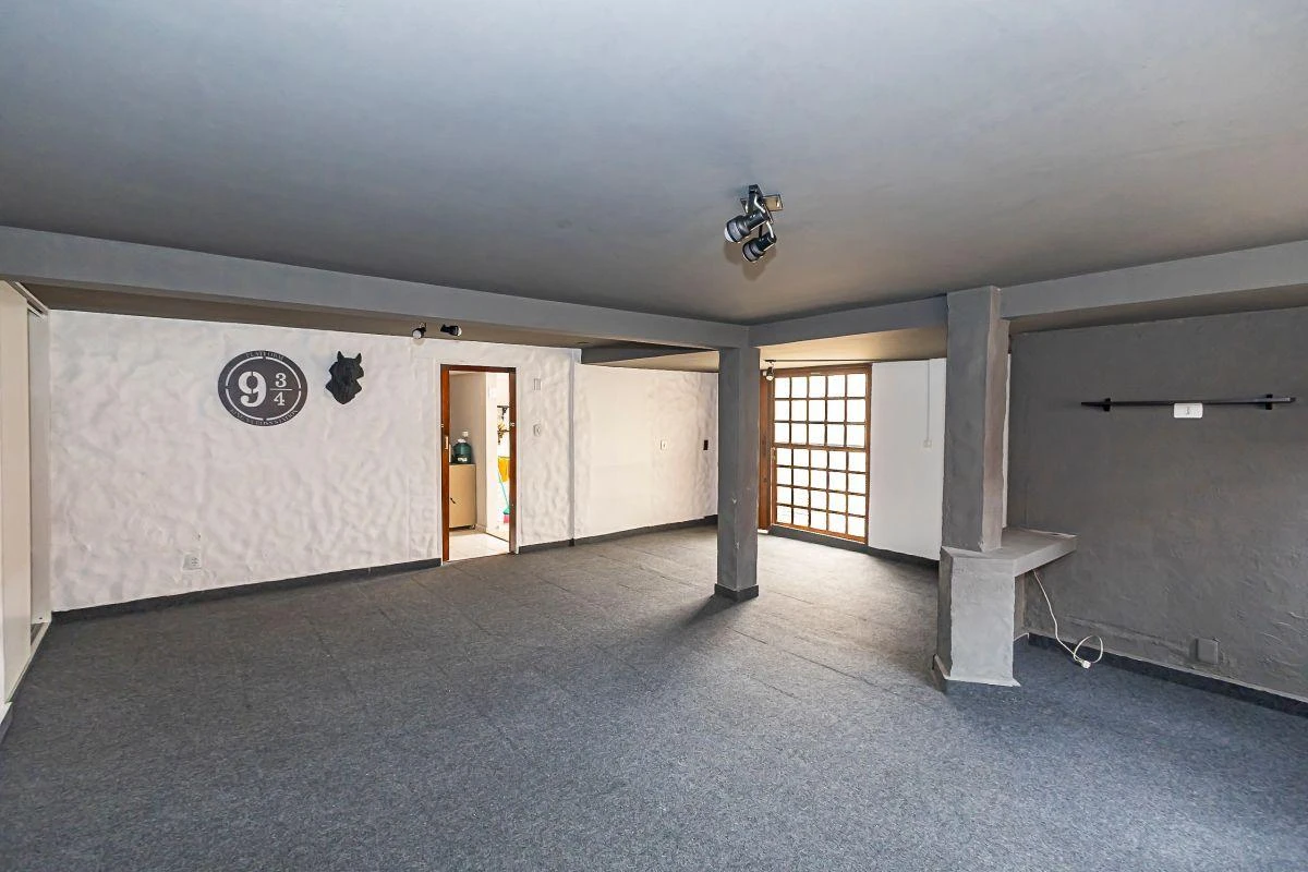 3-bedroom house with a bathtub — photo 29