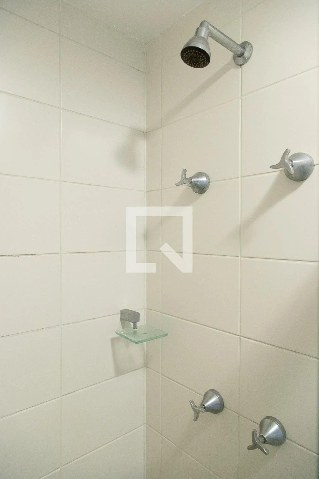 Glass-enclosed balcony in a 2-bedroom apartment, 74 m² — photo 27