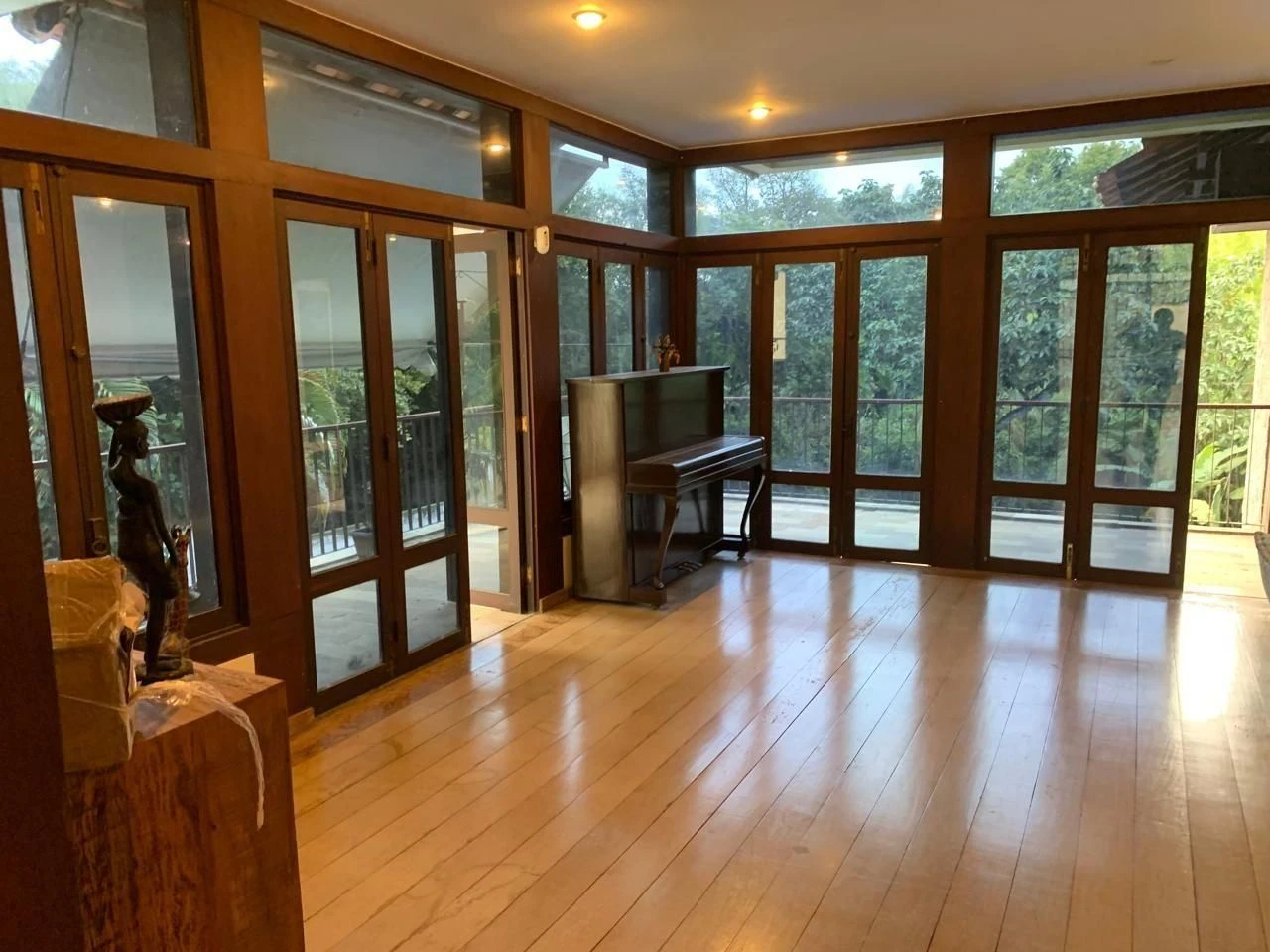 Furnished house with 4 bedrooms and a green view