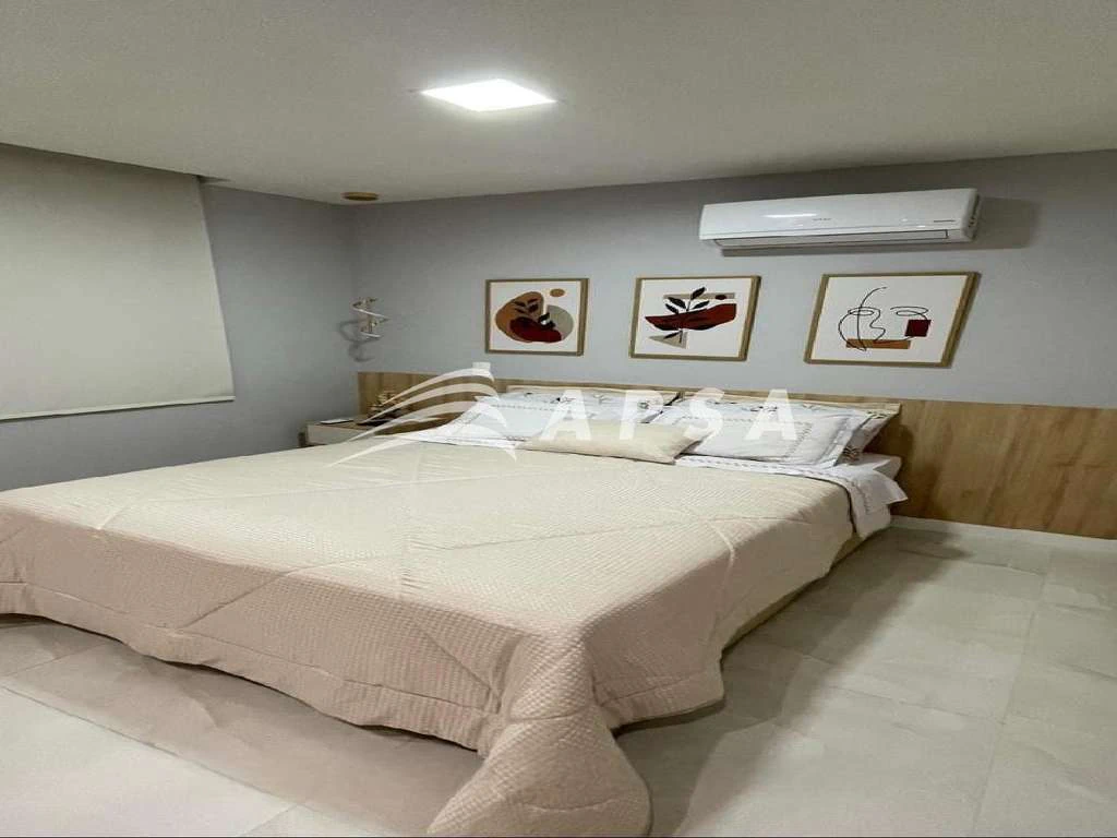 Furnished triplex house with 490 m², 5 en-suite rooms — photo 8