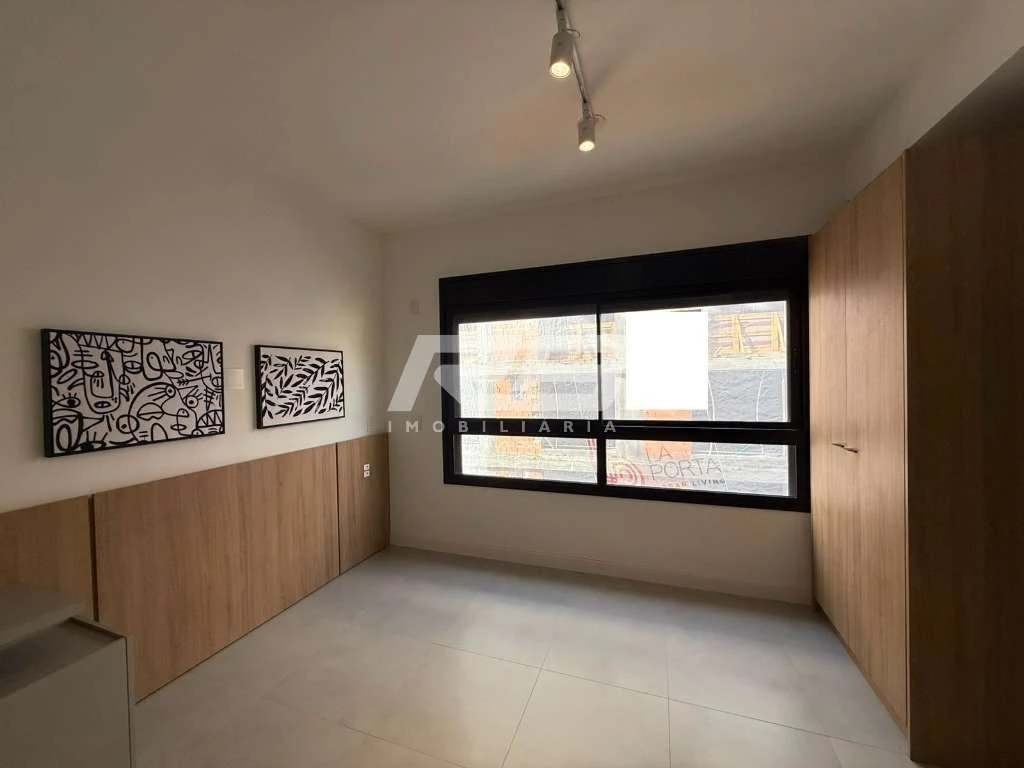 1-bedroom apartment with an open-plan kitchen and 54 m² — photo 4