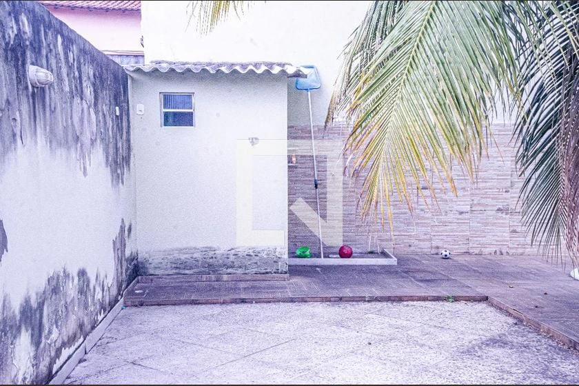 450 m² house with a garden and a grill on the balcony — photo 20