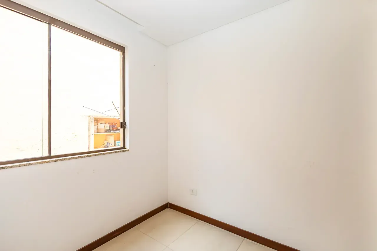 Furnished house with 5 bedrooms and 470 m² — photo 84