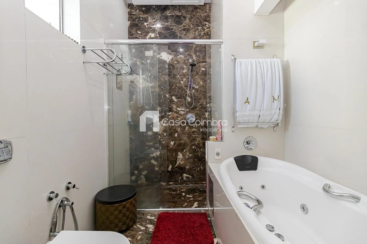 3-bedroom apartment with a bathtub in Curitiba — photo 3