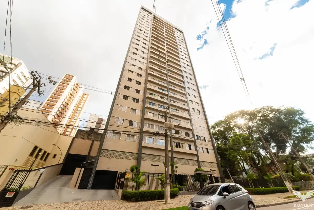 160 m² apartment with 3 bedrooms and 1 en-suite