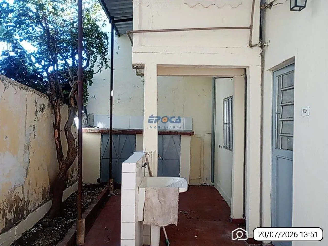 House with 2 bedrooms, 1 bathroom and 1 parking spot — photo 7