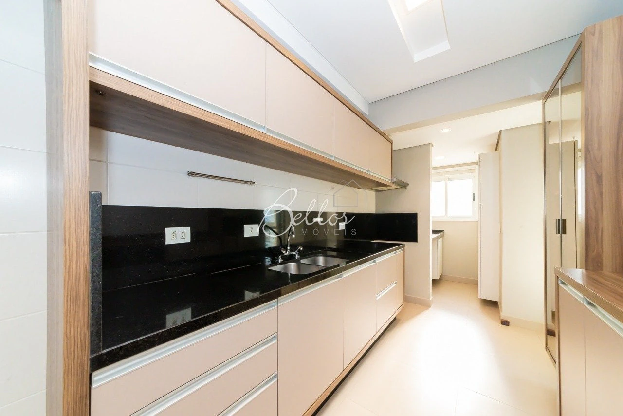 Apartment, 77 m², with a glass-enclosed balcony — photo 17