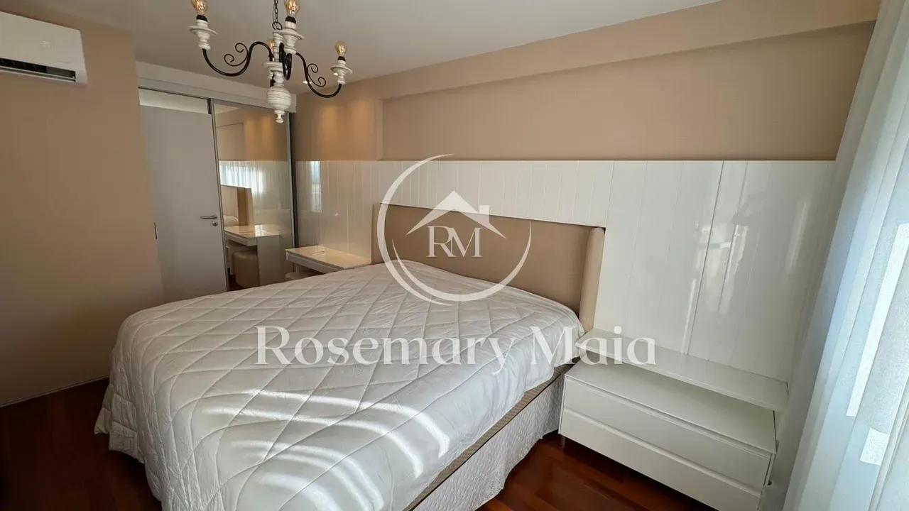 179 m² apartment with 3 bedrooms and 3 parking spaces — photo 44