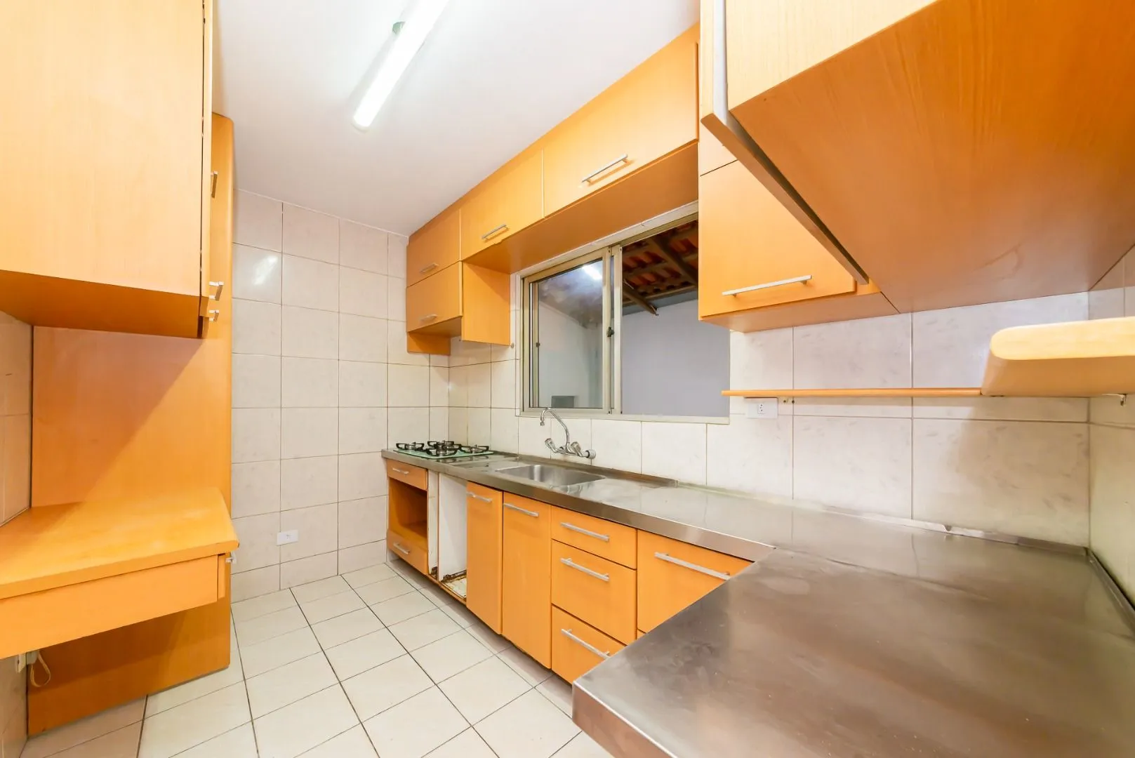 House, 170 m², with a jacuzzi — photo 2
