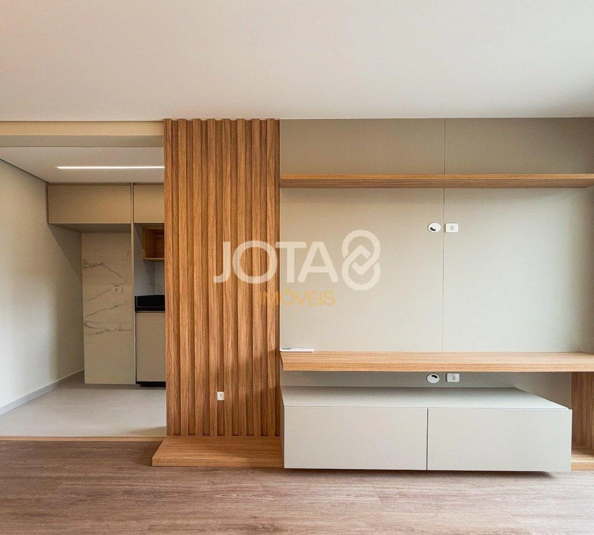 Furnished apartment with 1 parking spot and open-plan kitchen — photo 34